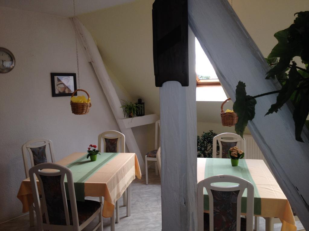 Pension & Sauna Am Lorenz Calbe Екстер'єр фото