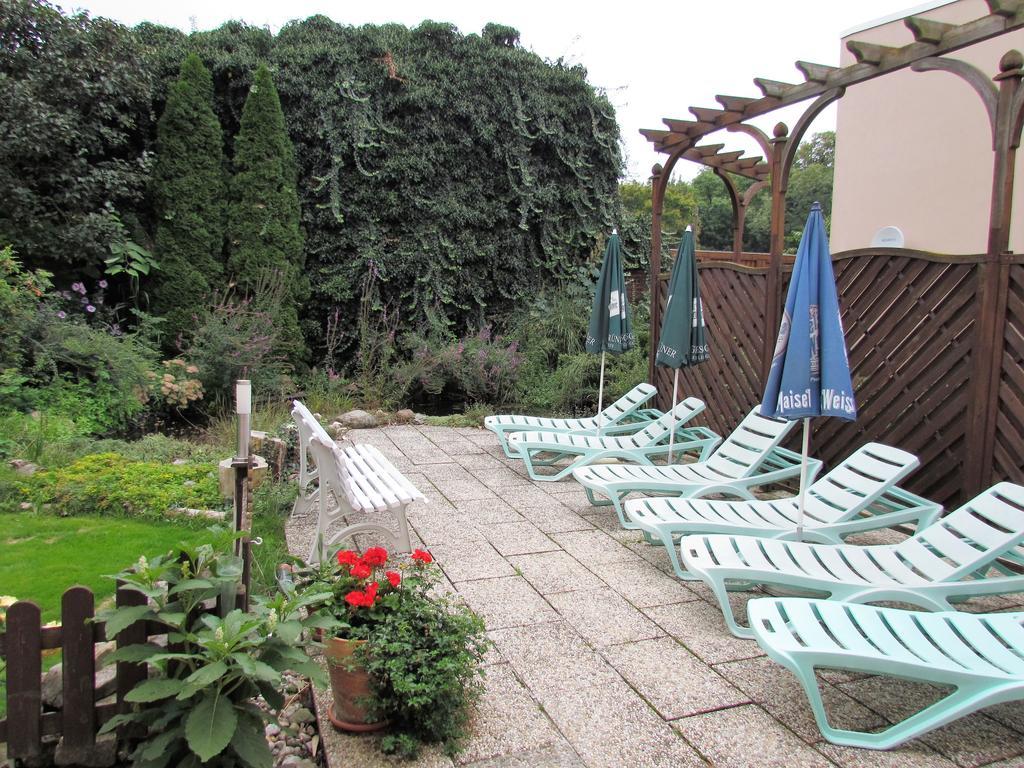 Pension & Sauna Am Lorenz Calbe Екстер'єр фото